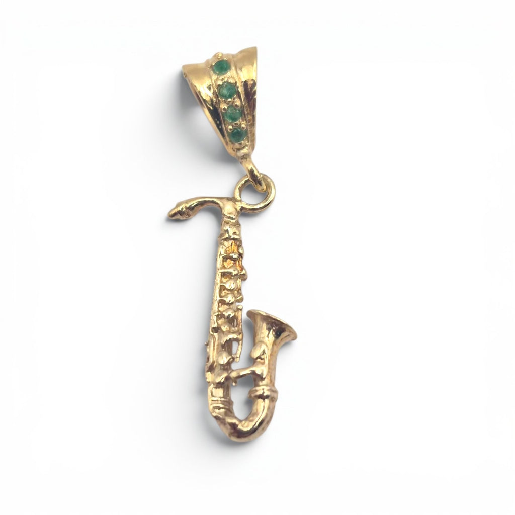 DIJE SAXOFÓN BAÑO ORO 14K