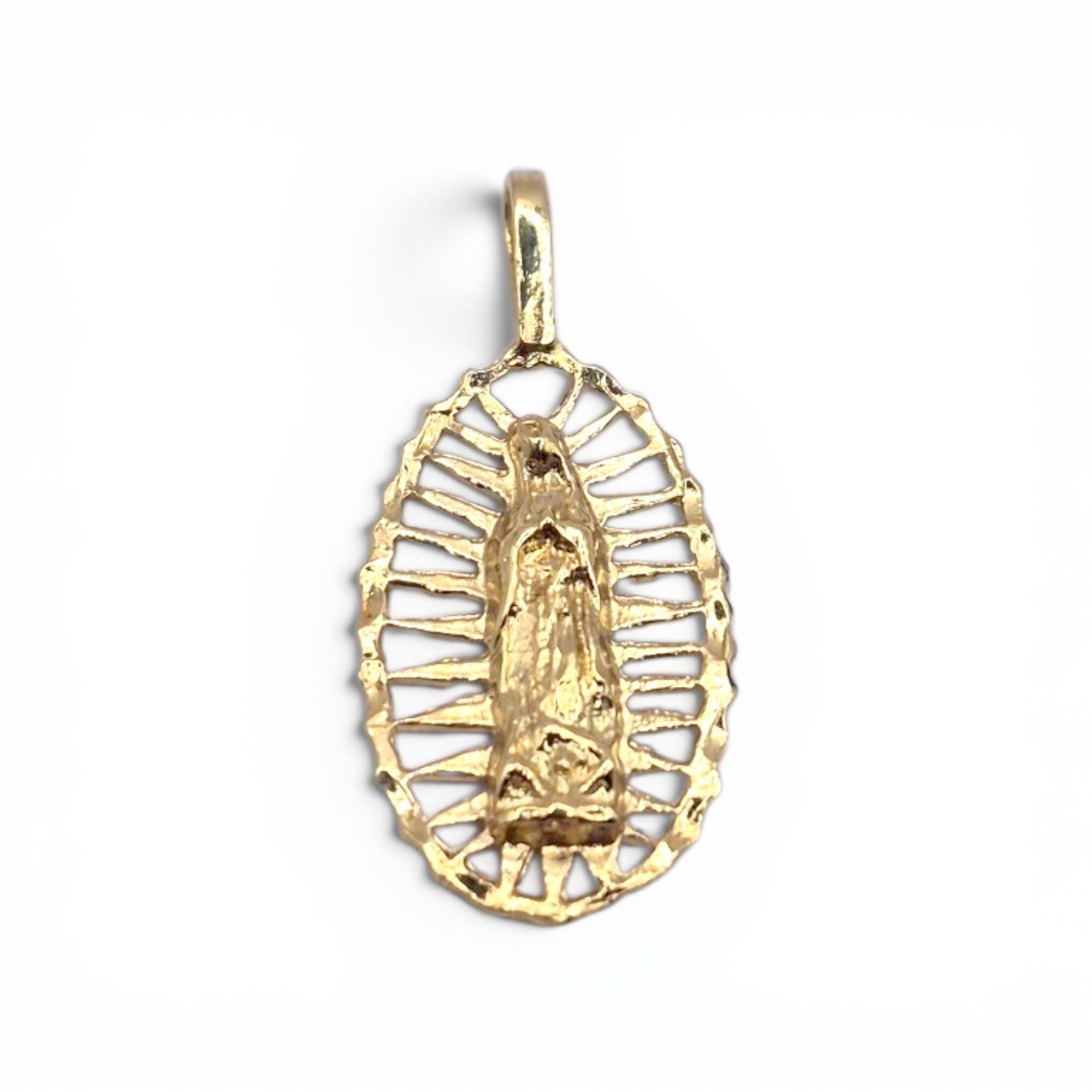 DIJE DE LA VIRGEN DE GUADALUPE BAÑO DE ORO 14K